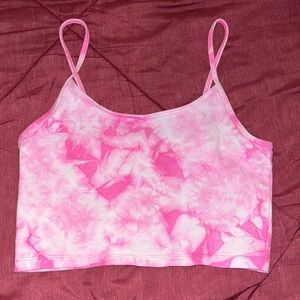 Adorable tie dye tank top. Pink size S